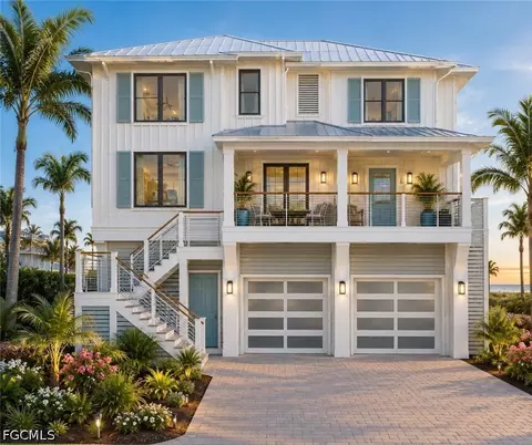7950 Buccaneer Dr, Fort Myers Beach, FL 33931
