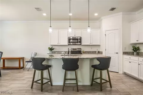 10410 Prato Dr, Fort Myers, FL 33913