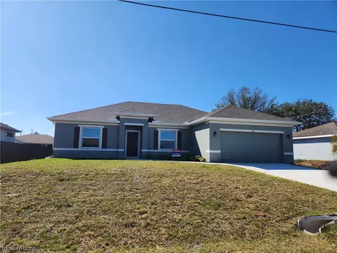 3005 17th St SW, Lehigh Acres, FL 33976