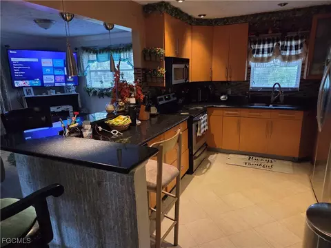 820 3rd St SW, Naples, FL 34117 photo 4