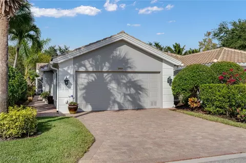 28835 Vermillion Ln, Bonita Springs, FL 34135