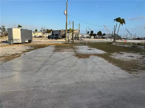 19281 Apt 59 San Carlos Blvd, Fort Myers Beach, FL 33931