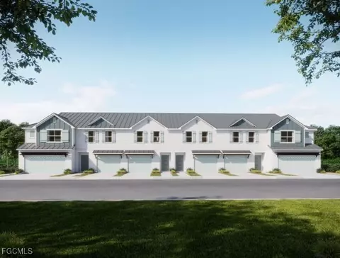 10532 Fountain Palm Cir, Bokeelia, FL 33922