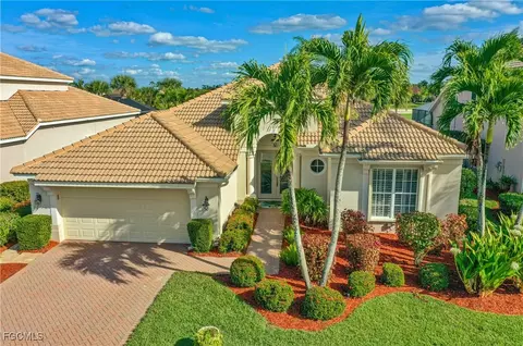9115 Links Dr, Fort Myers, FL 33913