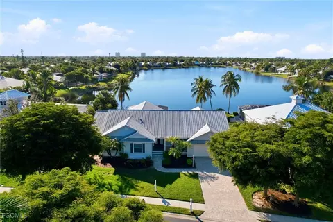 15650 Caloosa Creek Cir, Fort Myers, FL 33908