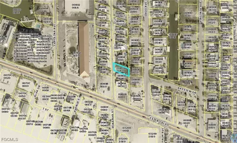 122 Miramar St, Fort Myers Beach, FL 33931