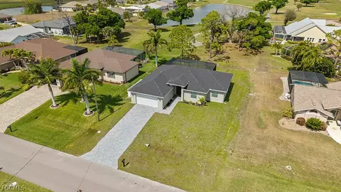 2827 NW 14th Ter, Cape Coral, FL 33993