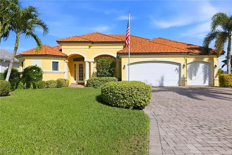 2133 SW 43rd Ln, Cape Coral, FL 33914