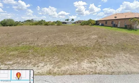 614 NE 20th St, Cape Coral, FL 33909