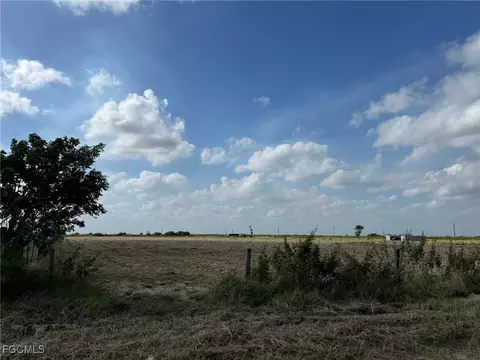 6455 3rd Rd, Labelle, FL 33935