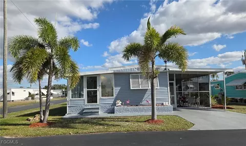 629 Vista Dr, North Fort Myers, FL 33917