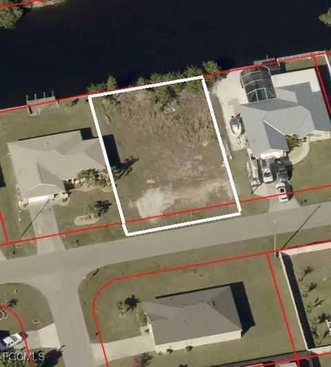 123 SW 35th Ter, Cape Coral, FL 33914