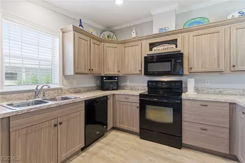 5558 Palm Beach Blvd #249, Fort Myers, FL 33905