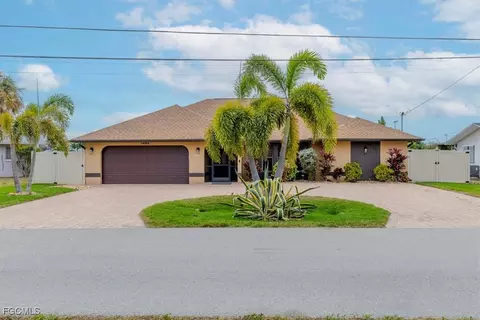 1432 SE 3rd St, Cape Coral, FL 33990