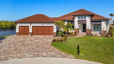 4323 Kismet Pkwy W, Cape Coral, FL 33993