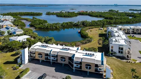 21490 Bay Village Dr #264, Fort Myers Beach, FL 33931