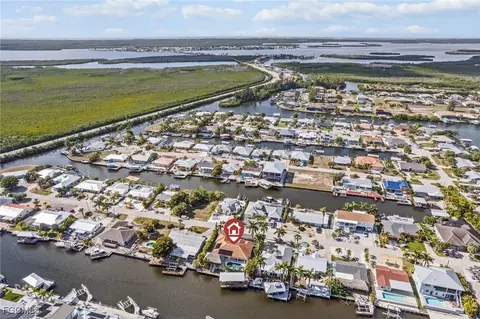 12234 Boat Shell Dr, Matlacha Isles, FL 33991