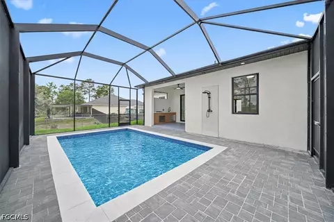 910 Plumosa Ave, Lehigh Acres, FL 33972