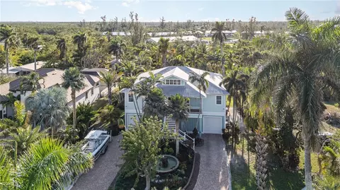 7171 Coca Sabal Ln, Fort Myers, FL 33908