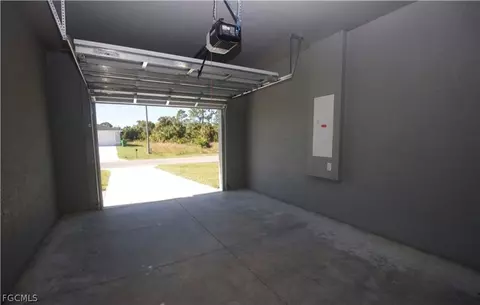 1048 Jay Ct, Labelle, FL 33935 photo 25