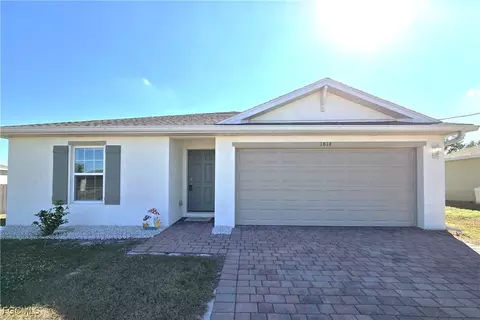 1814 NE 40th Ln, Cape Coral, FL 33909