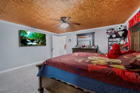 Bedroom - 2099 Summerall Rd, Labelle, FL 33935 photo 3 of 4