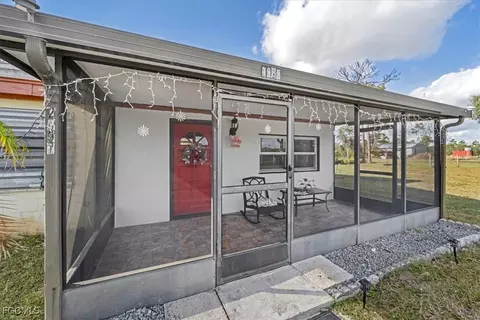 Exterior - 2099 Summerall Rd, Labelle, FL 33935 photo 3 of 10