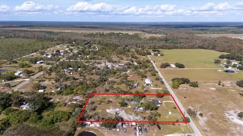 View/Area - 2099 Summerall Rd, Labelle, FL 33935 photo 3 of 5