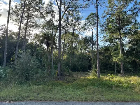1713 Greenwood Ave, Lehigh Acres, FL 33972