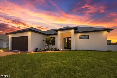 724 Calumet St E, Lehigh Acres, FL 33974