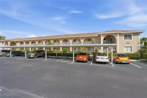 240 Pebble Beach Blvd #712, Naples, FL 34113