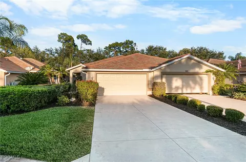 2267 Carnaby Ct, Lehigh Acres, FL 33973