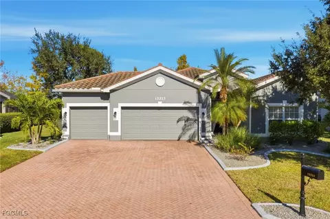 13323 Little Gem Cir, Fort Myers, FL 33913