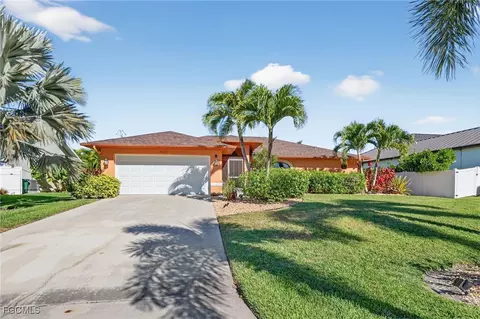 2123 SW 49th Ter, Cape Coral, FL 33914