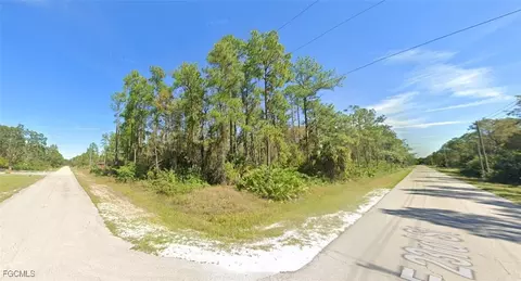 3001 E 23rd St, Alva, FL 33920 photo 3