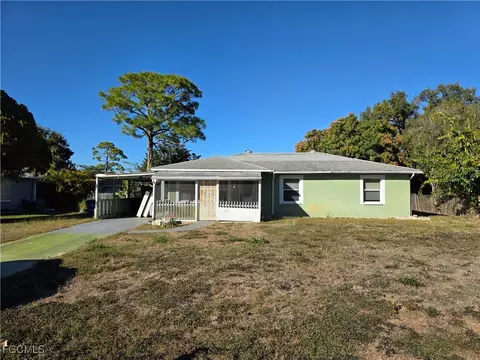308 Stanford St, Lehigh Acres, FL 33936