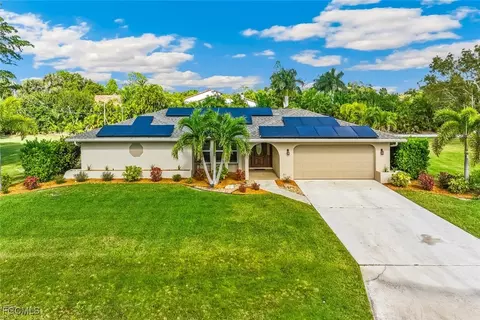 3705 Stoneridge Ct, Fort Myers, FL 33908