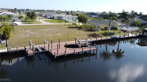 1500 NW 36th Ave, Cape Coral, FL 33993