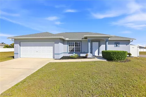 515 NE 5th Pl, Cape Coral, FL 33909