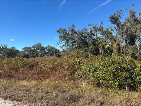 646 Kleinart Dr NW, Lehigh Acres, FL 33972