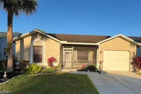 17880 Dracena Cir, North Fort Myers, FL 33917
