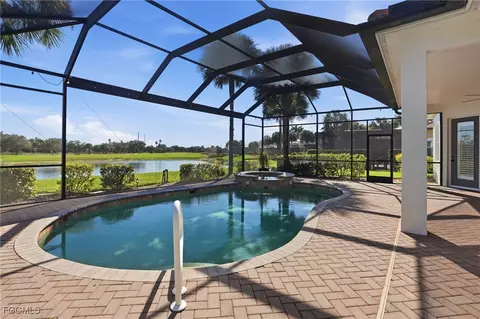 18141 Creekside View Dr, Fort Myers, FL 33908