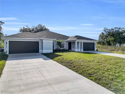 45334535 27th St SW, Lehigh Acres, FL 33973