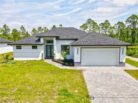 1025 Gladys St, Lehigh Acres, FL 33974
