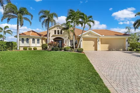 11753 Lady Anne Cir, Cape Coral, FL 33991