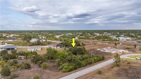 651 Clancy St E, Lehigh Acres, FL 33974 photo 5