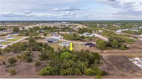 651 Clancy St E, Lehigh Acres, FL 33974 photo 2