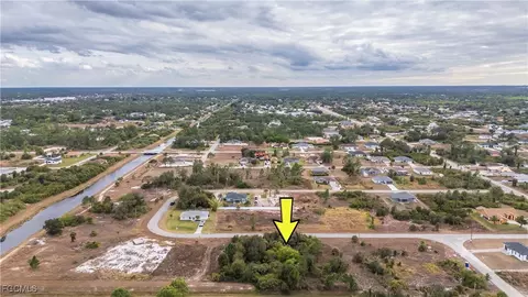 651 Clancy St E, Lehigh Acres, FL 33974 photo 17