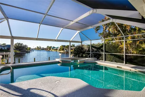 4532 SW 17th Ave, Cape Coral, FL 33914