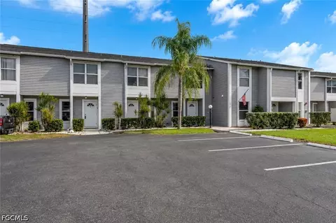 4641 SW Santa Barbara Pl #2, Cape Coral, FL 33914